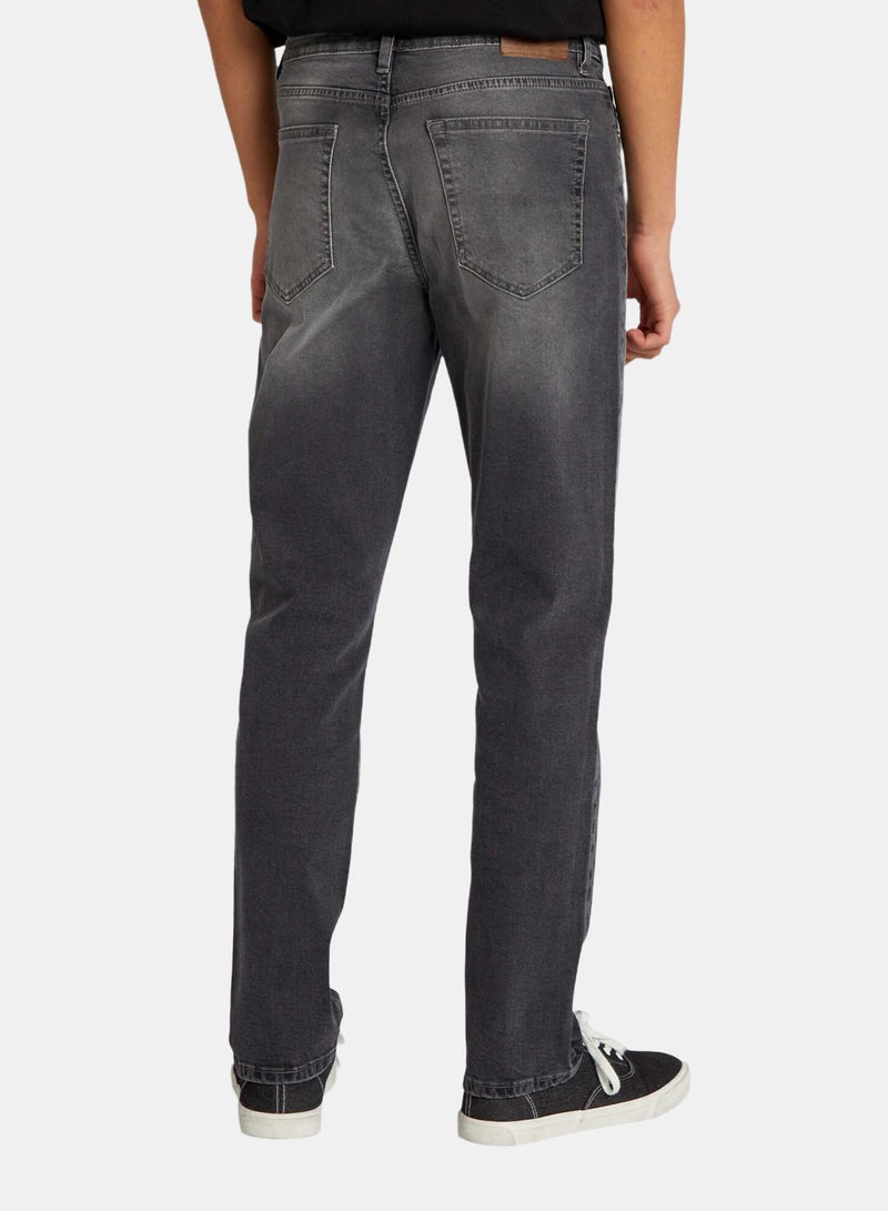 Kiabi Slim-Fit 5 Pocket Denim Trousers - Image 2